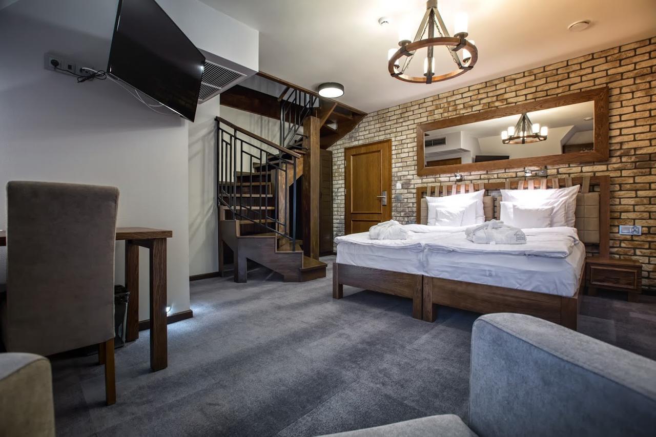 Hotel & Spa **** Kasztel ウニエユフ 部屋 写真